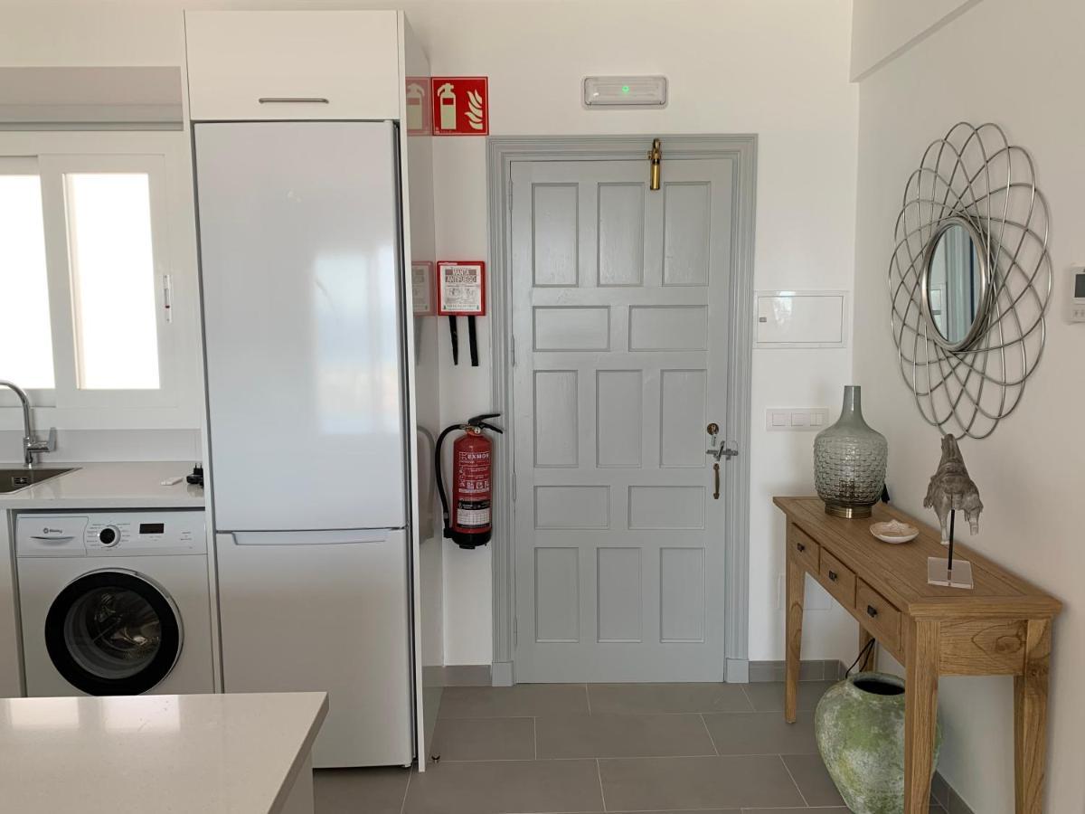 Apartamento En Playa Santo Tomas Es Migjorn Gran Eksteriør billede