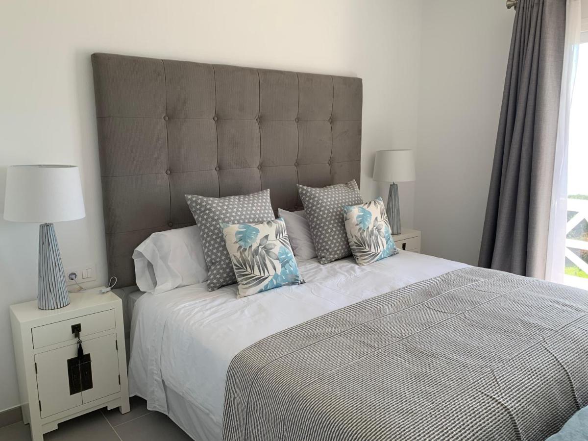 Apartamento En Playa Santo Tomas Es Migjorn Gran Eksteriør billede
